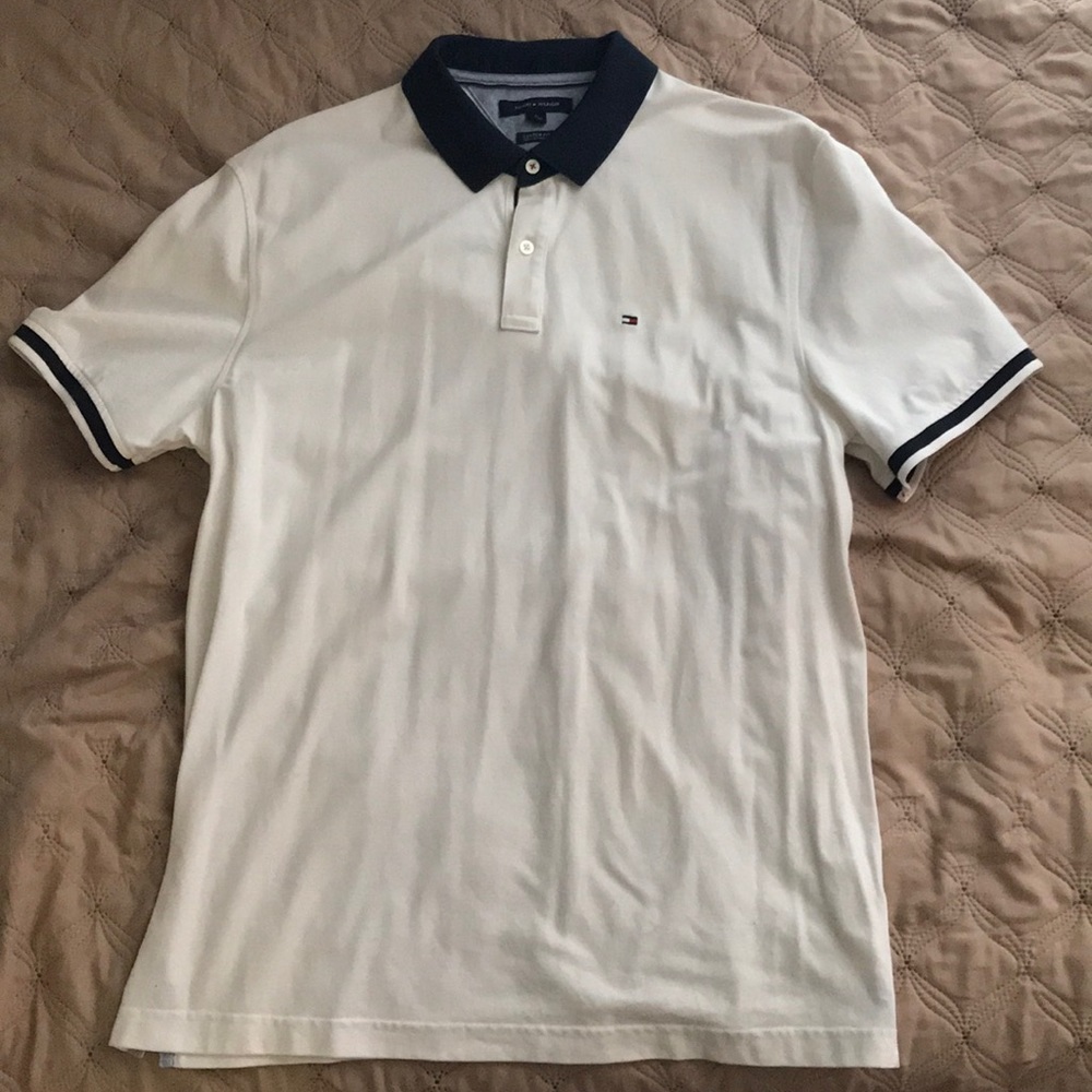 Tommy Hilfiger collared shirt